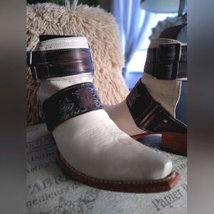 Freebird's Waylon Slingback Bootie